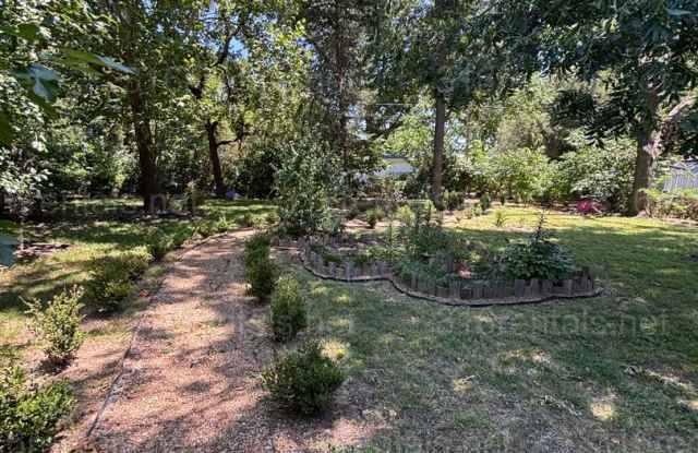 Three bedroom one bath house available now! photos photos