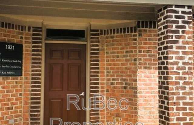 1931 J N Pease Place Gallery 3