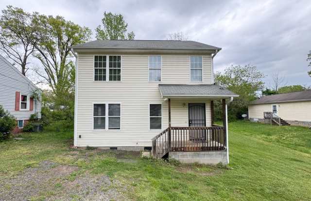 4 Bedroom Off Franklin Blvd photos photos