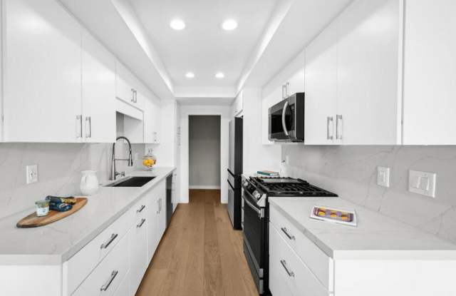 266 South Madison Avenue photos photos