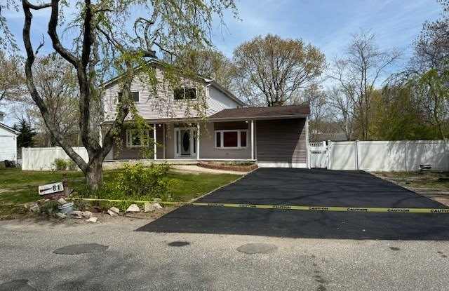 81 Clinton Avenue - 81 Clinton Avenue, Mastic, NY 11950