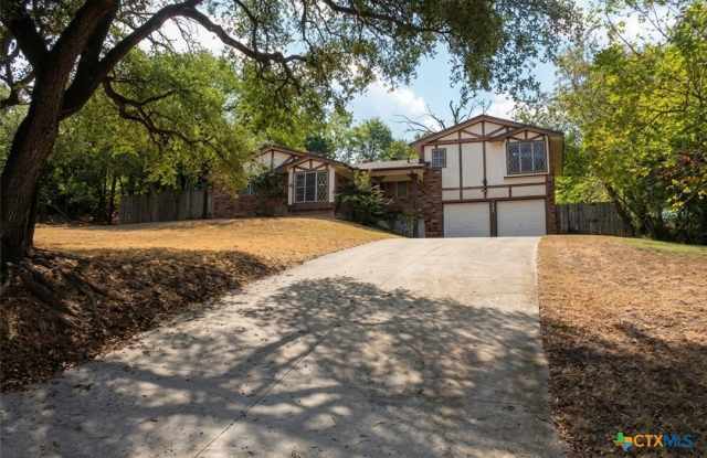 632 Manning Drive Gallery 1