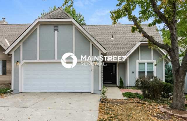 8425 North Chatham Avenue photos photos