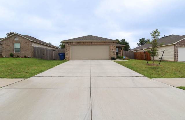 Discover Your Perfect Oasis: Tour Now! 3-Bedroom, 2-Bathroom Haven Blending Modern Luxury with Comfortable Charm photos photos