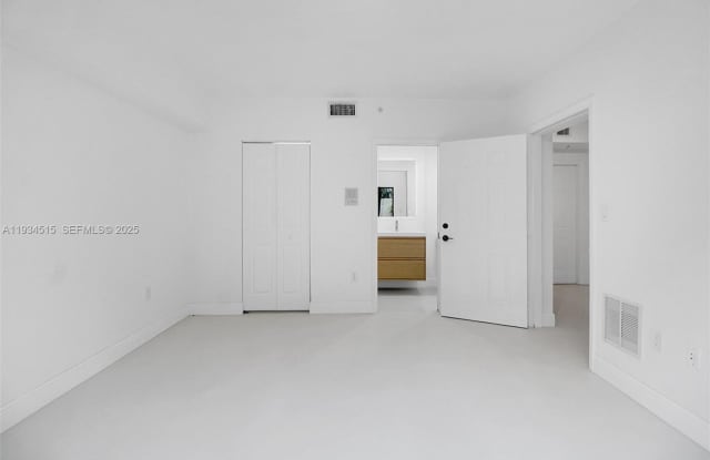 3204 Bird Ave Gallery 2