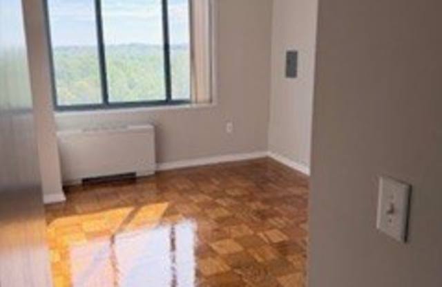 Steward Tower Apartments Gallery 3