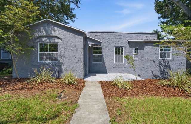 1201 S LINCOLN Avenue photos photos