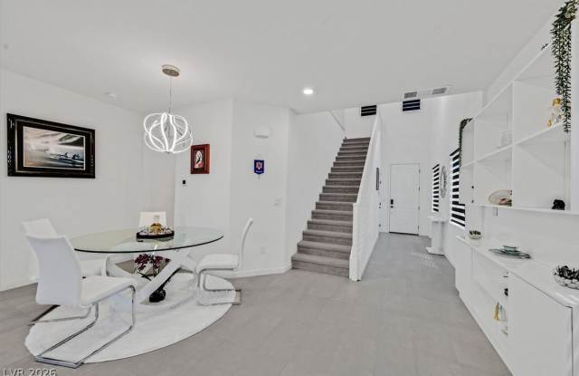 2933 Little Current Road Gallery 3