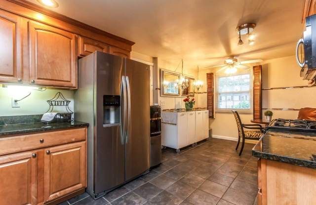 402 Main St Unit 1 photos photos 402 Main St Unit 1 photos photos