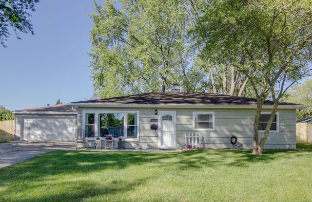 523 Hawley Court - 523 Hawley Court, Mundelein, IL 60060