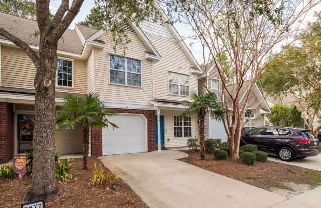 Comfort, Convenience, and Community Living in North Charleston photos photos