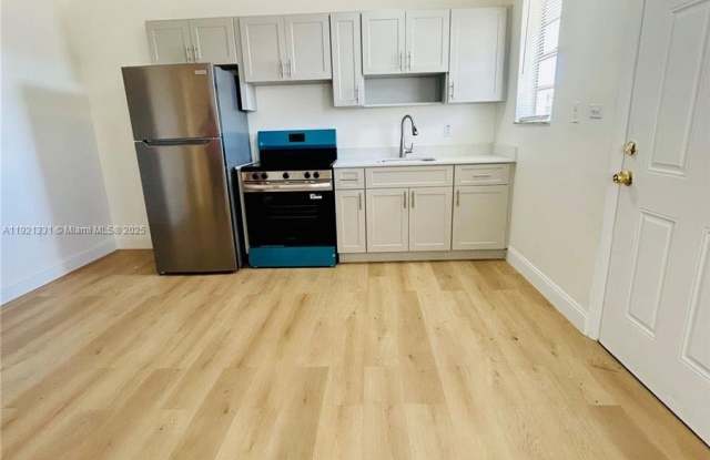 10601 SW 184th St photos photos