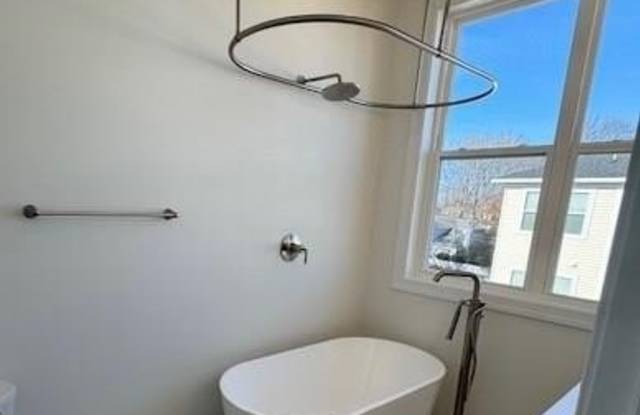 909 Baltic Avenue photos photos