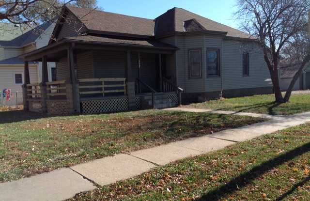 2901 Dudley St - 2901 Dudley Street, Lincoln, NE 68503