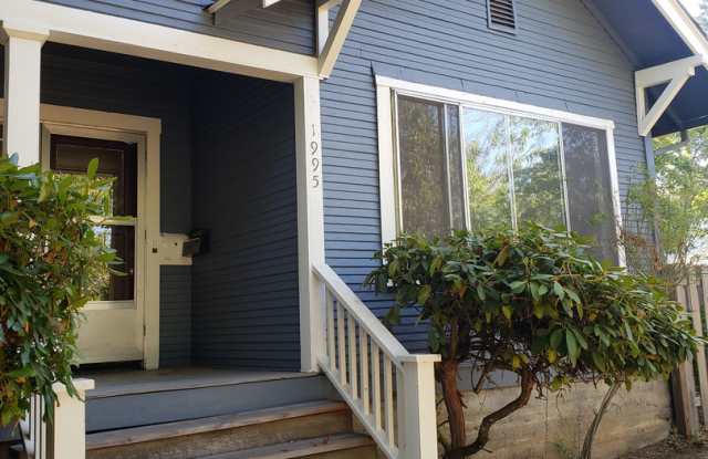 Beautiful 4 Bedroom House on Campus! photos photos Beautiful 4 Bedroom House on Campus! photos photos