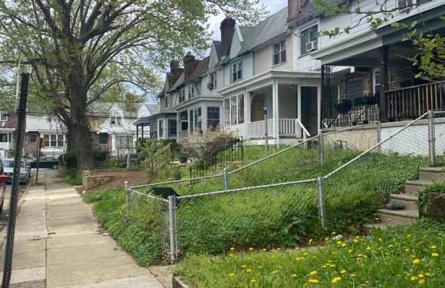 Gorgeously Renovated 2 Bedroom Townhome for Rent | Upper Darby Gallery 4