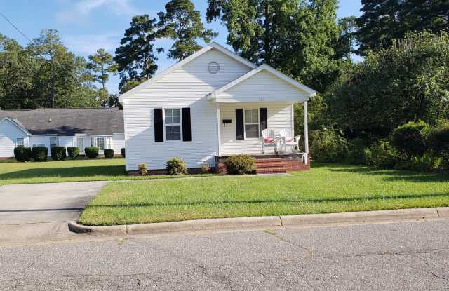 Cute 2-bedroom house conveniently located in Lumberton photos photos