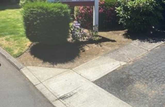 Ash Street Duplexes photos photos