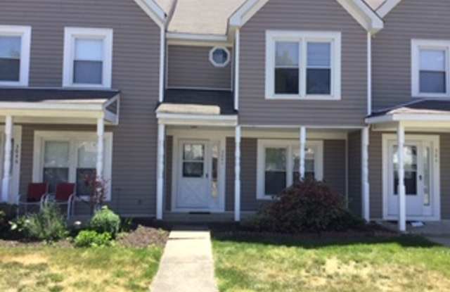 2 Bedroom Townhome/Chesterfield/Manchester High photos photos