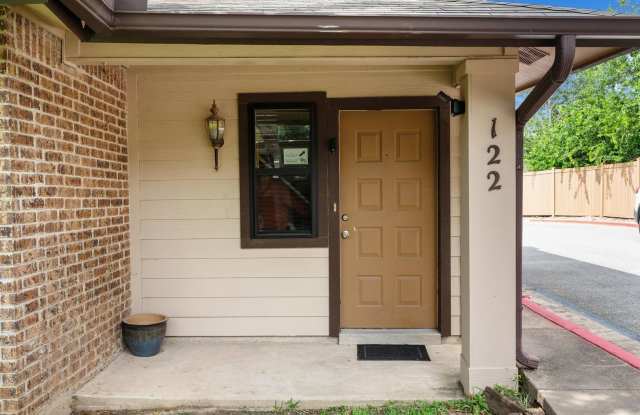 2 bedroom townhouse - Available now! Gallery 3
