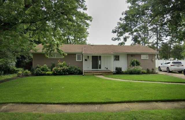 722 Brighton Dr Dr photos photos