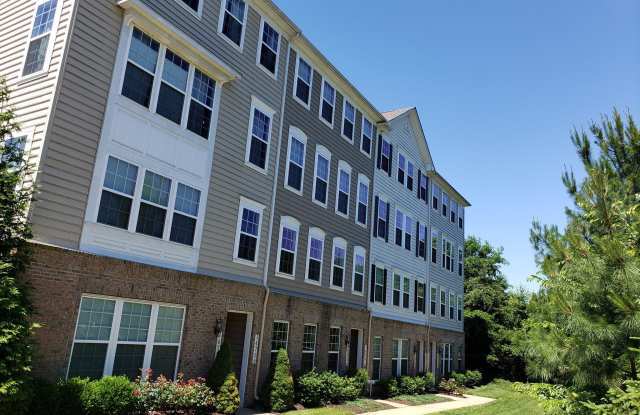14718 MASON CREEK CIRCLE - 14718 Mason Creek Cir, Neabsco, VA 22191