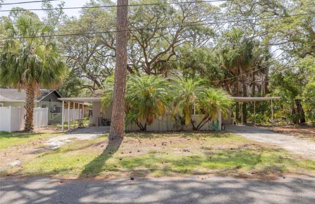 7116/7120 OAKWOOD DRIVE photos photos