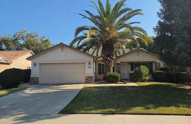Beautiful Home for rent in Visalia, Ca Gallery 1