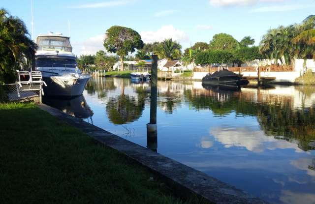 4764 SW 34 TER photos photos