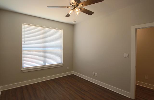 Luxury 3 Bedroom 2 Bath Townhomes in Bullard ISD! Gallery 4