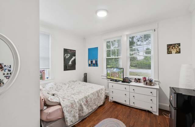 8400 48th Avenue Gallery 2