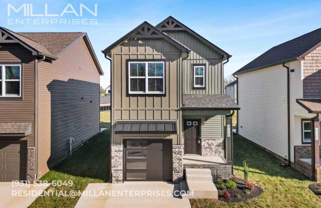 Modern and Luxurious New Construction in Great Location! - 618 Southern Pass Run, Clarksville, TN 37043