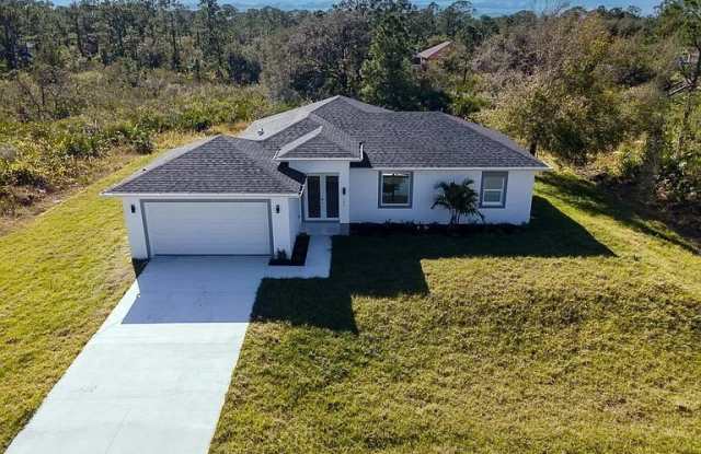 805 W 14th Street photos photos