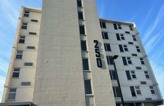 250 Shore Road photos photos