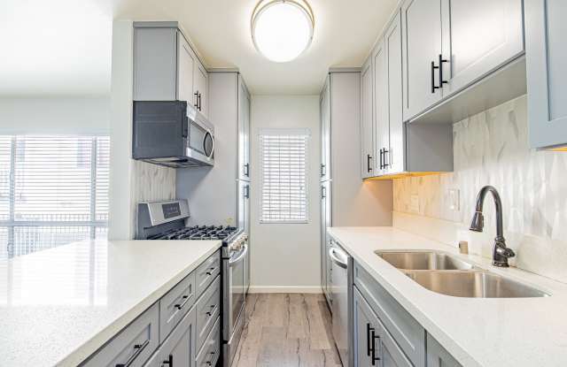 Euclid Street Apartments Gallery 4