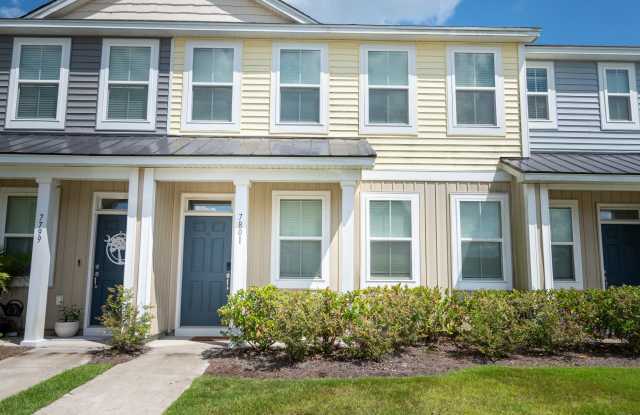 7801 Montview Road Gallery 3