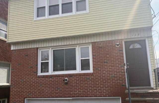 128 Floyd St photos photos