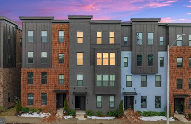 12910 SUNRISE RIDGE ALY unit: 60 photos photos