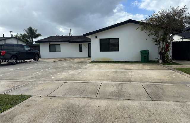 2832 SW 124th Ct photos photos