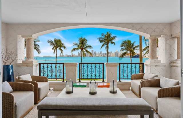 5325 Fisher Island Dr photos photos