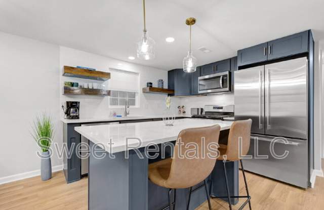 4731 Spruce Street photos photos