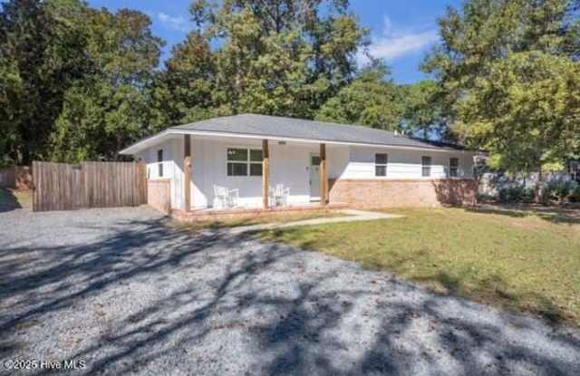 229 Bradford Road - 229 Bradford Road, Wilmington, NC 28409