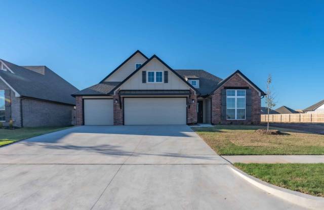Stunning New Construction Home 4 Bed 3 Bath in Bixby! photos photos