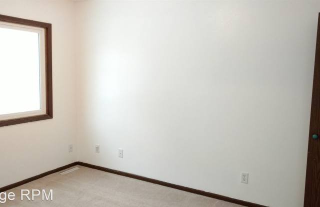 626 Lunar Lane Gallery 4