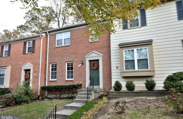 8323 STATIONHOUSE Court Gallery 2