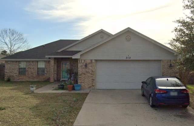 212 Oak Ridge Dr photos photos