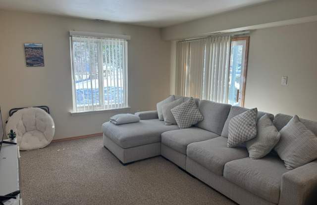 6 NORTHRUP Drive - 6 Northrup Drive, Ocean County, NJ 08724