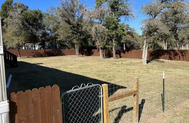 224 Oak View Dr Gallery 2