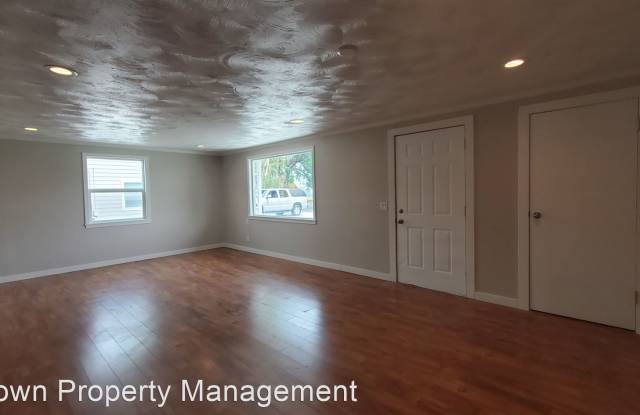 1211 Acacia Ave. Gallery 4
