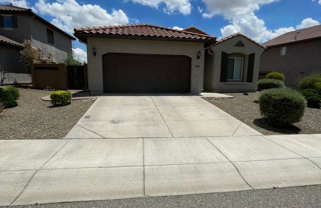 READY TO VIEW NOW-RARE FIND! Fireside at Norterra Spacious 3 Bed 2 Bath with Den Home! photos photos